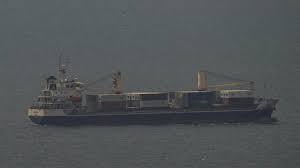 ट्रंप का सख्त आदेश: ईरानी नौकाओं पर ‘Shoot and Kill’ निर्देश, भारतीय-गंतव्य जहाज भी जब्त